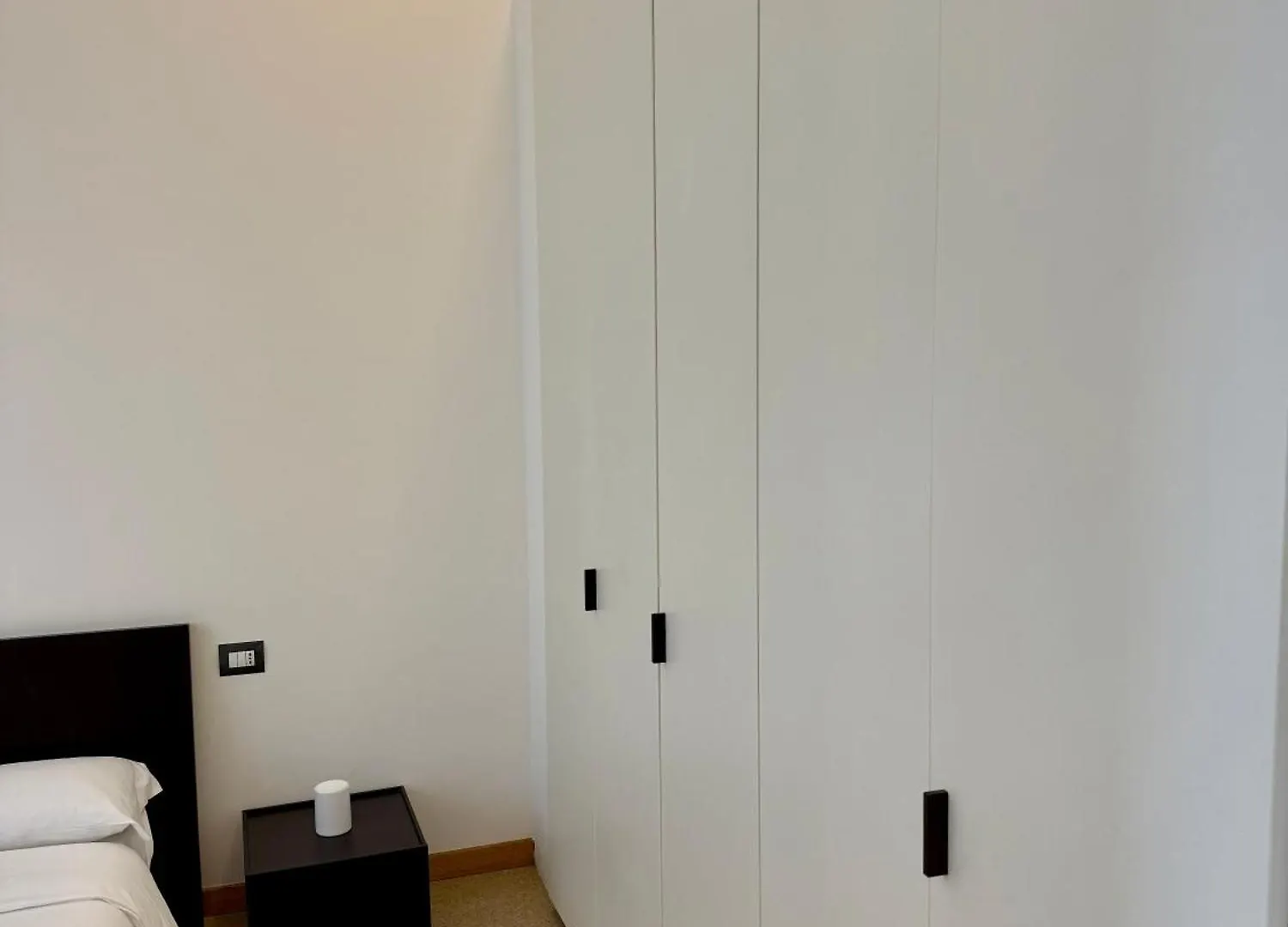 Lr Deluxe Apartments - Savoia 3 - Repubblica Milan 0*,